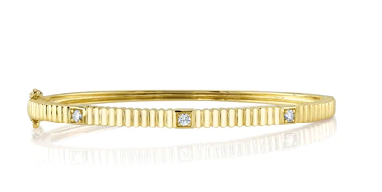 FLUTED DIAMOND BANGLE .16CT